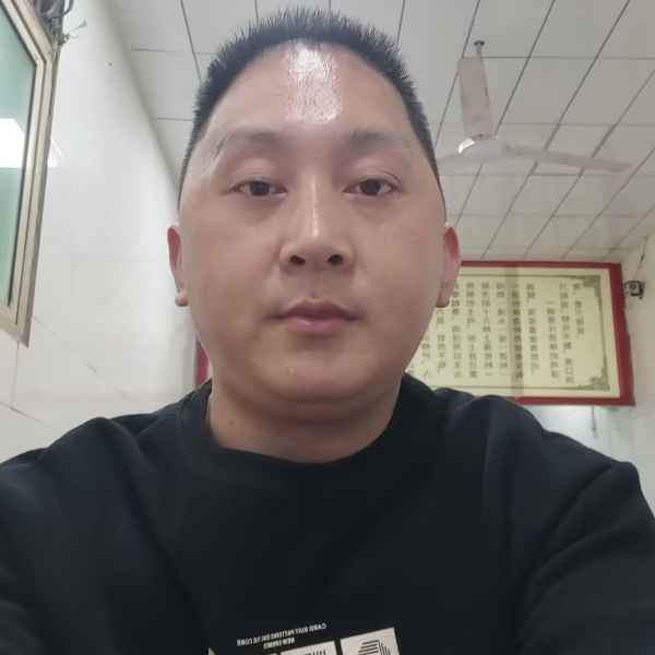 陕西35岁单身帅哥真诚找对象-广元相亲网